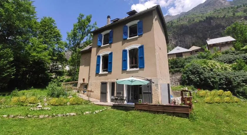 The Old School House, Les Ougiers - Image 1
