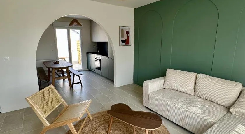 Charmante Maison avec Terrasse - Image 1