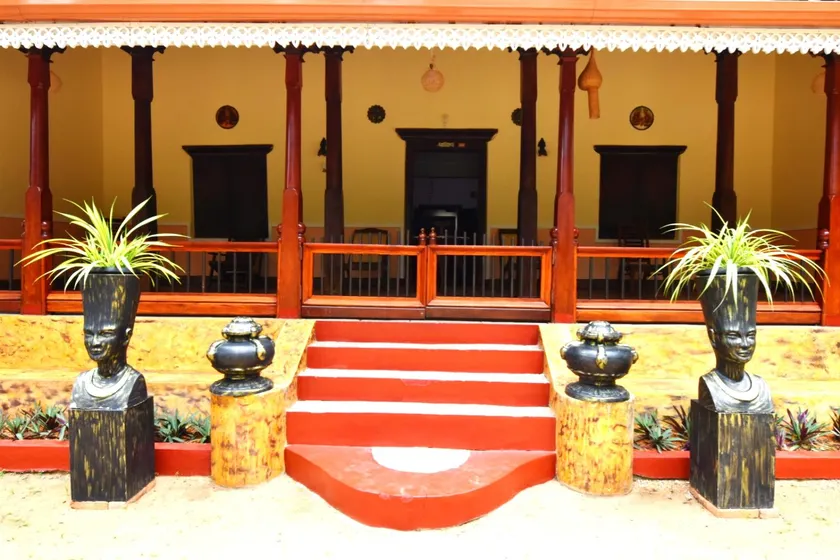 Heaven's edge villa - Image 1