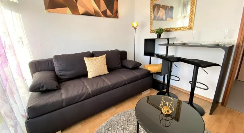 EXCLUSIVES Apartment in BESTLAGE +NETFLIX +BOXSPRING - Image 1