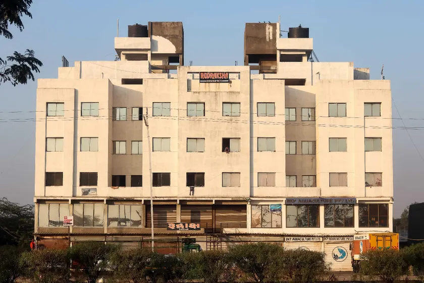 SPOT ON Hotel The Comrade Rudrax Residency Nr Diamond Burs - Image 1