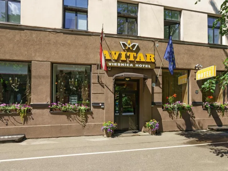 Avitar - Image 1