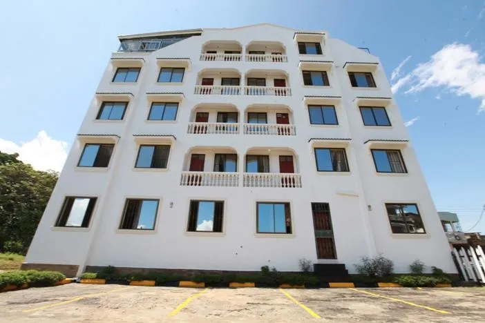 Coastgate Hotel - Image 1