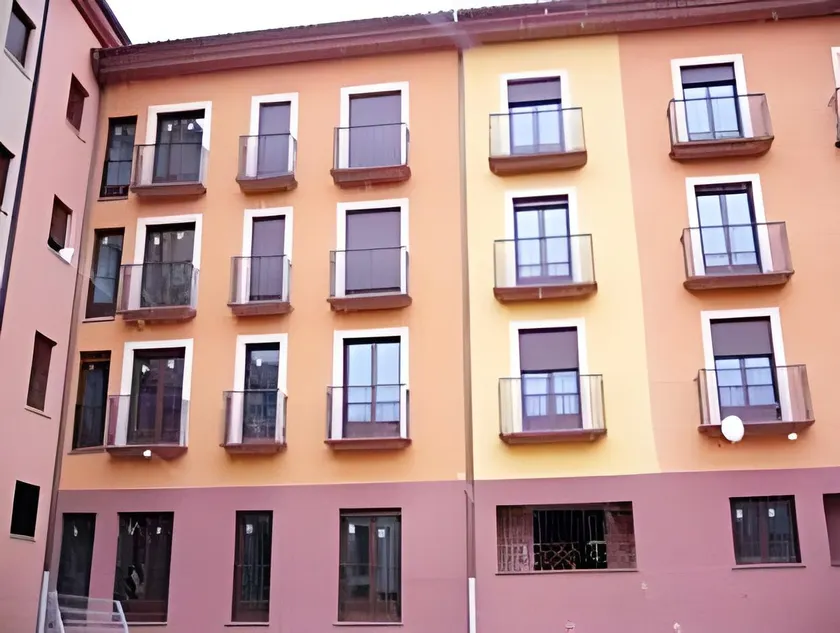 Apartamentos Puerta Muralla - Image 1