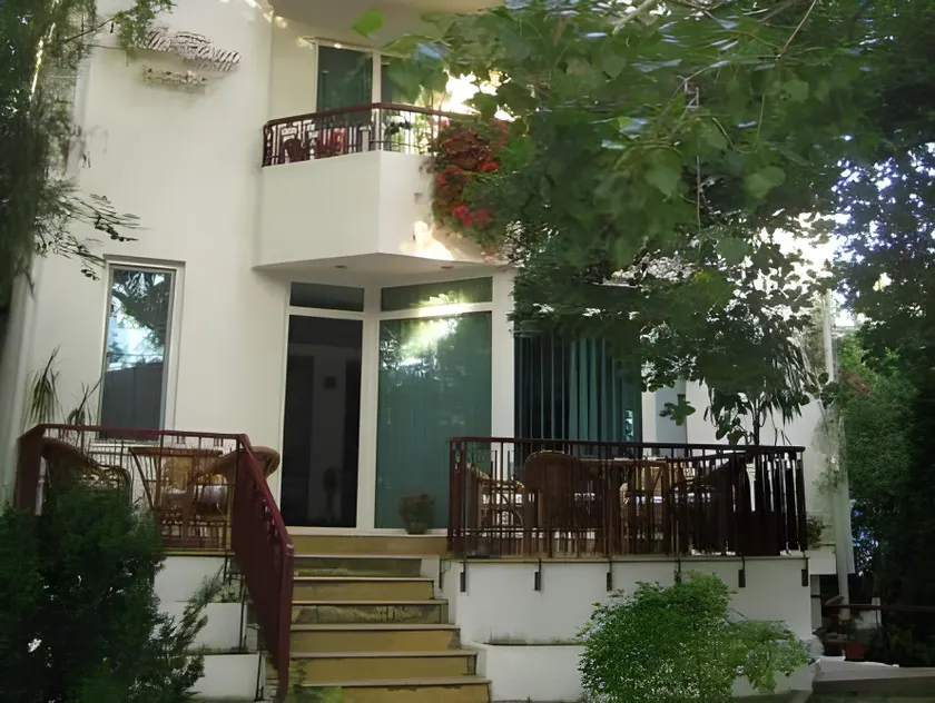 Vila Elena - Image 1