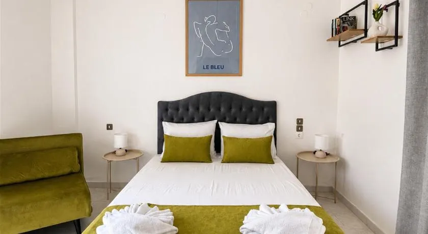 Argiro's apartment at Agia Galini - Image 1