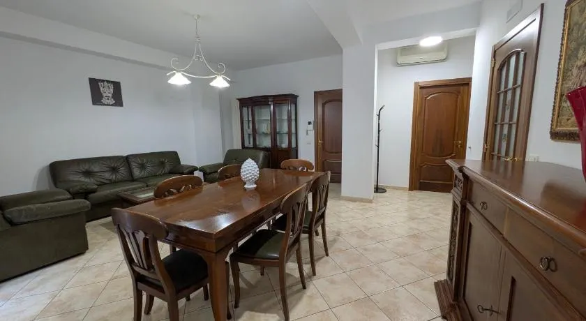 Casa Migliore - con garage privato - Image 1