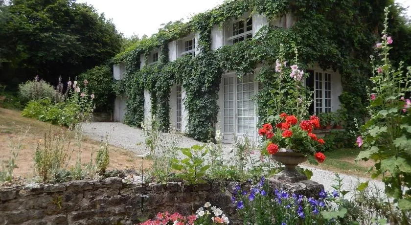 Le Petit Massigny - Image 1