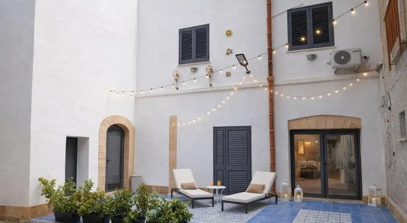 Centro-Archimede Rooms - Image 1