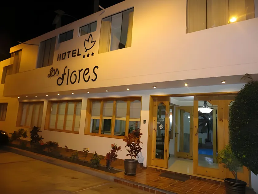 Hotel Las Flores - Image 1