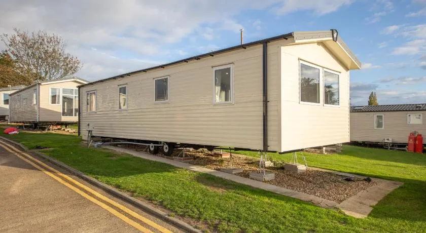 All in Haven - 3 Bed Brand New Caravan Valley Farm - Image 1