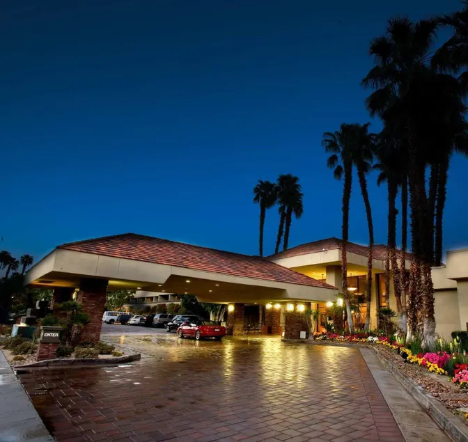 Hilton Palm Springs Resort - Image 1