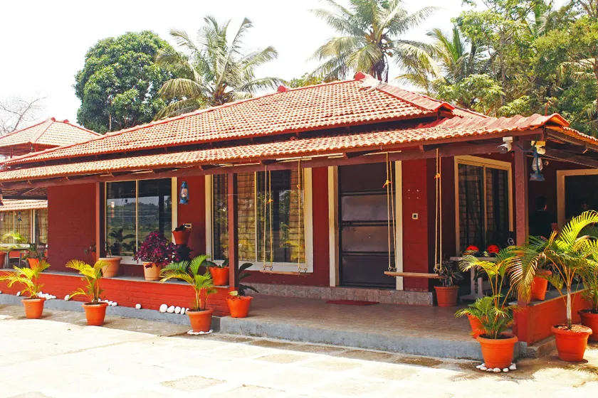CS County Resort - Image 1