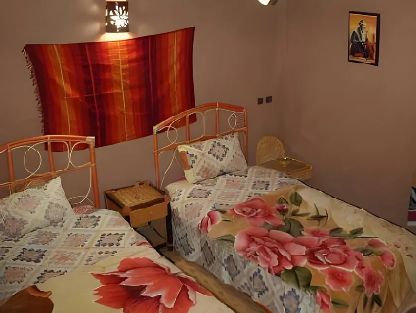 Riad Sarayas - Image 1