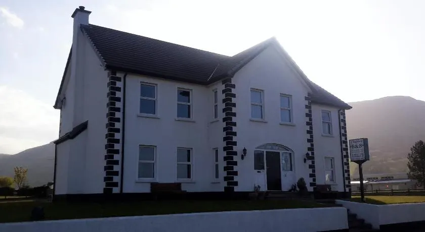 1 Bayview - Image 1