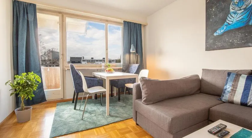 Bright Apartment with Balcony near Messe - Special BLUE TIGER Apartment, Basel, up to 4 guests - Image 1
