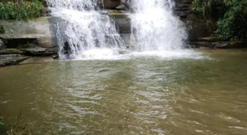 Suítes Bicuda Grande Cachoeira a 40m - Image 1