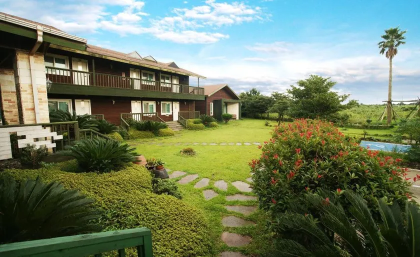 Green Narae Pension - Image 1