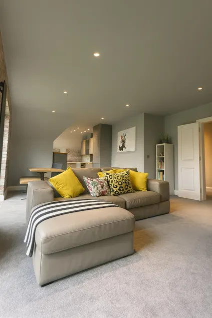Spacious Home - Solihull Town Centre- Near NEC-BHX - Image 1