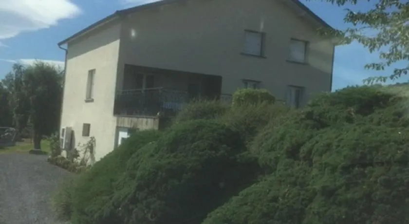 Un havre de paix à la campagne près Vulcania - Image 1