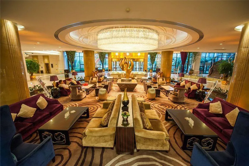 Binjiang International Hotel - Image 1