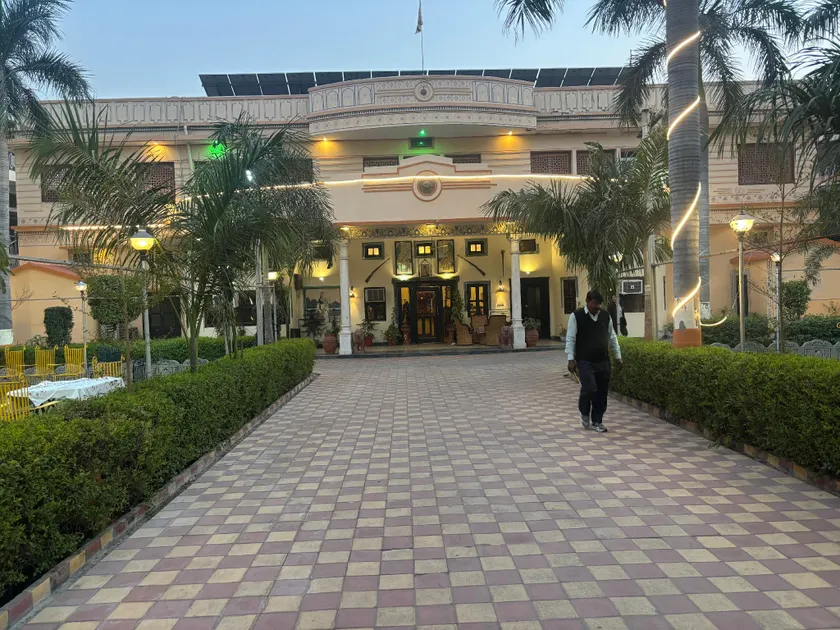 Hotel Nirwana Palace- A Heritage Hotel - Image 1