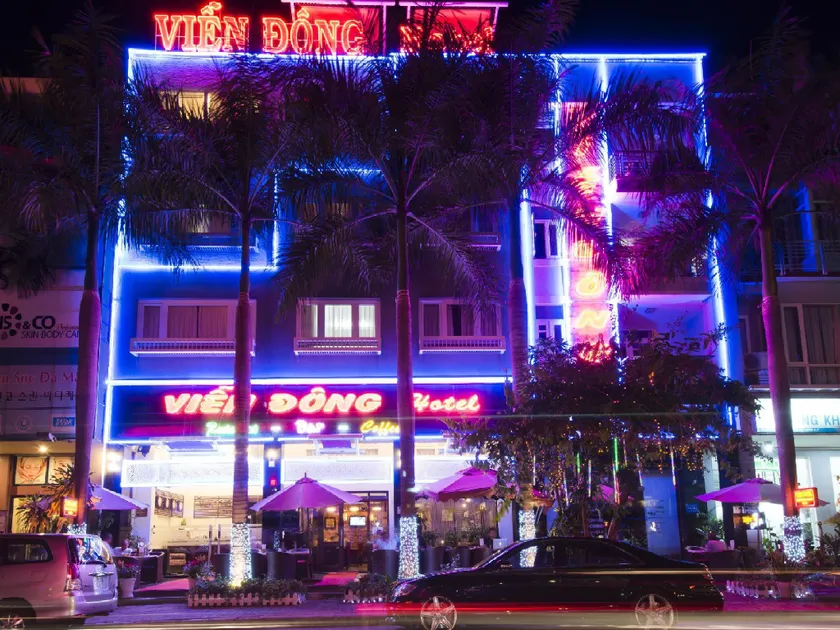 Vien Dong District 7 Phu My Hung - Image 1
