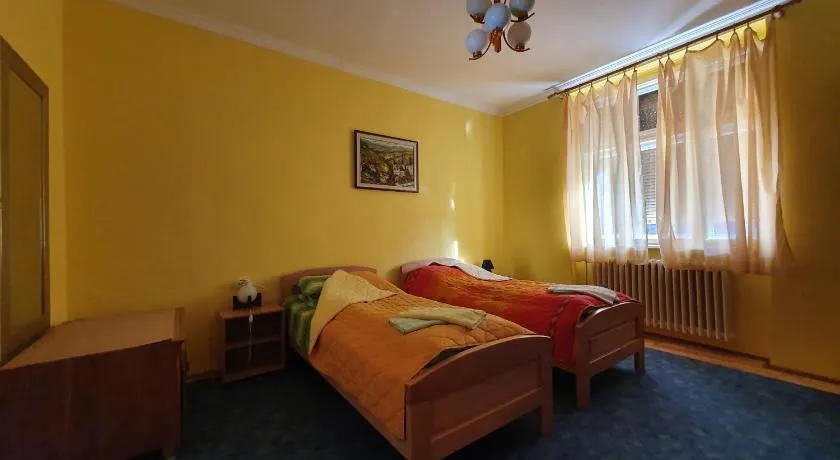 Apartment Roxana - Image 1