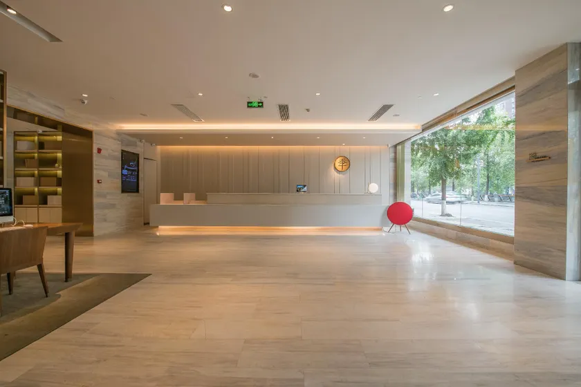 Ji Hotel Chengdu Taikoo Li Binjiang Road - Image 1