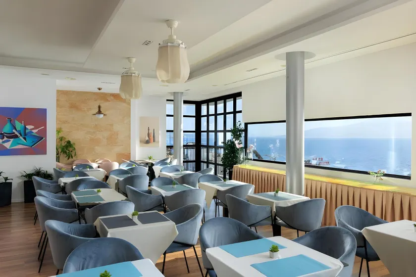 Hotel Brilant Saranda - Image 1