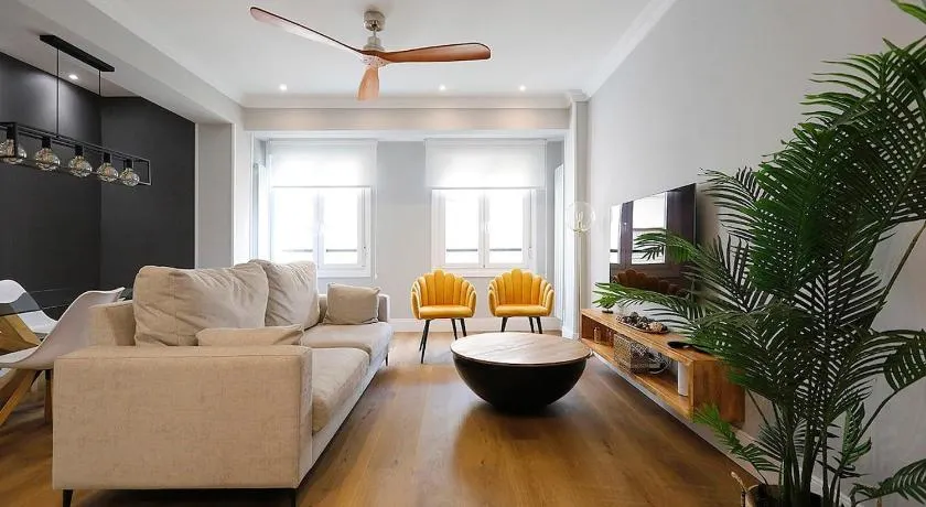 Apartamento con Parking a 15 de la playa - Image 1