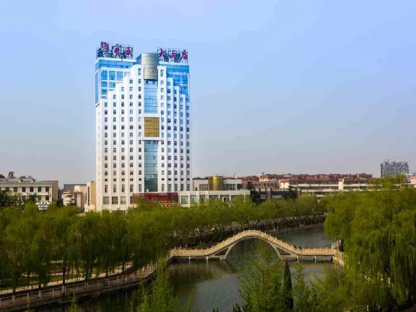 Feicheng Blossom Hotel - Image 1