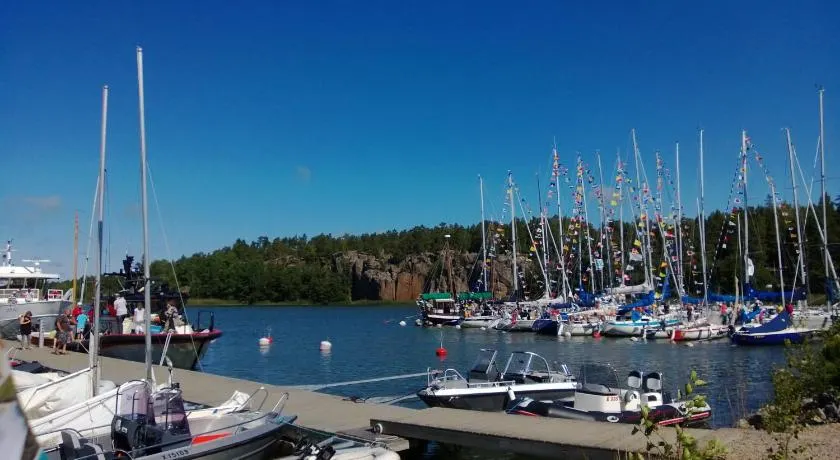 Kustavin Lootholma - Image 1