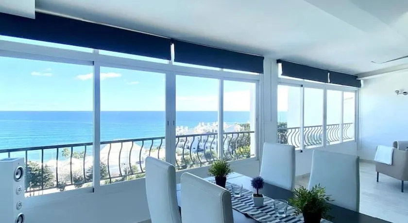 Torrenueva Lux Seaview Apartment close to Marbella - Image 1