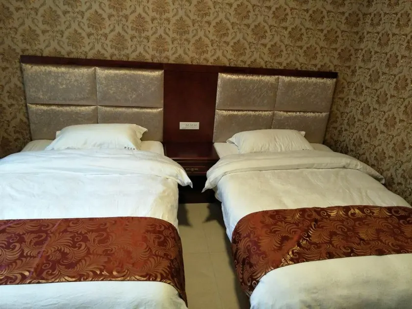 Xinying Hotel - Image 1