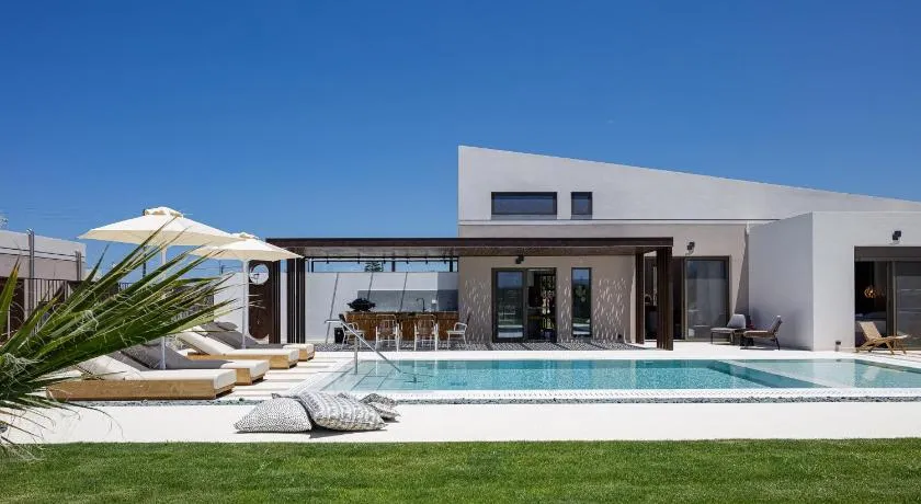 Terrazzo Luxury Villas - Family Beach Escape by etouri - Image 1