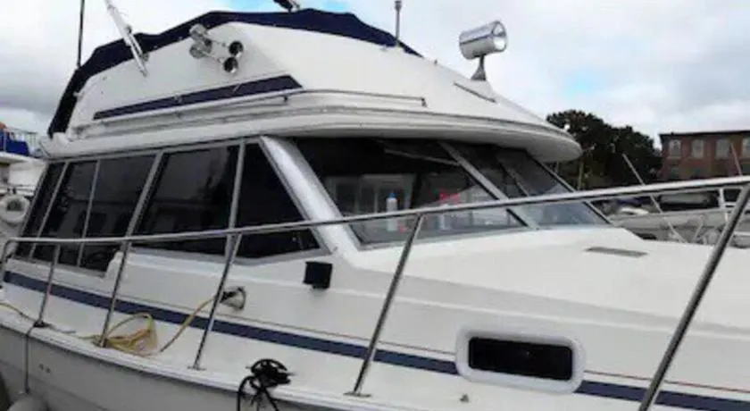 Yacht Stay Providence Marina - Image 1