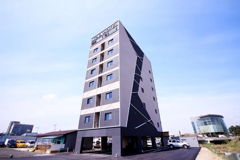 NOVA Hotel - Image 1