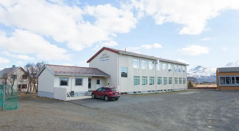 Lofotr Overnatting - Image 1