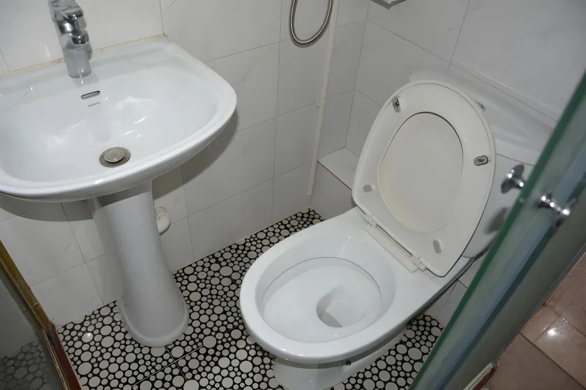 Merryland Guest house - Image 1