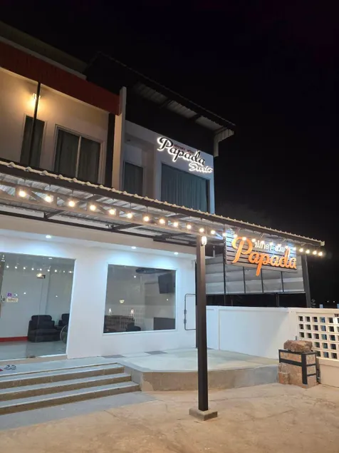 New Papada Hotel - Image 1