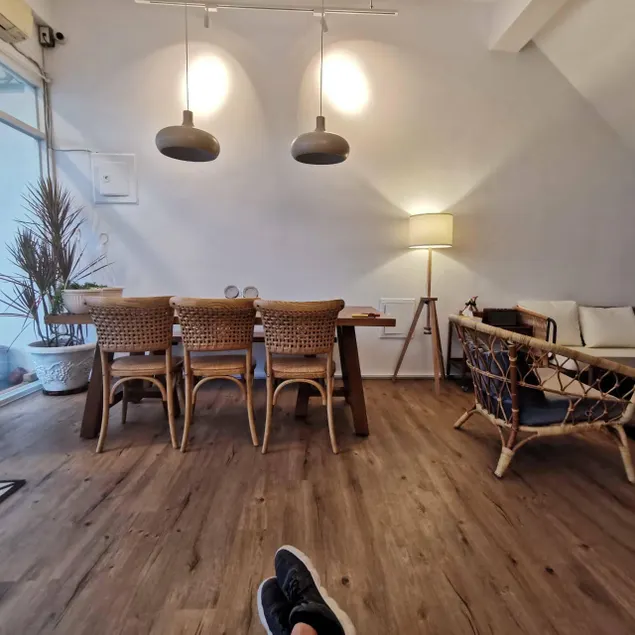 Oasis Inn - Image 1