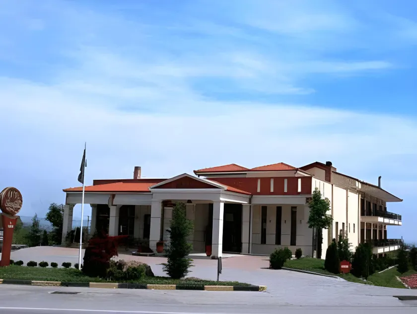 Asteras Hotel - Image 1
