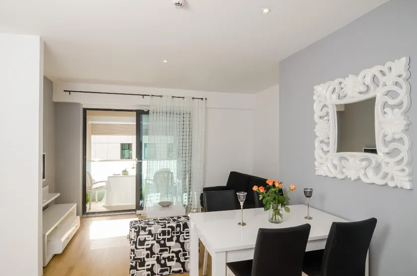 Apartment Atlant - Image 1