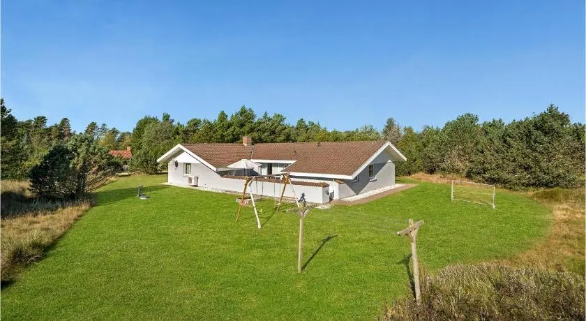 Pet Friendly Home In Blåvand With Sauna - Image 1