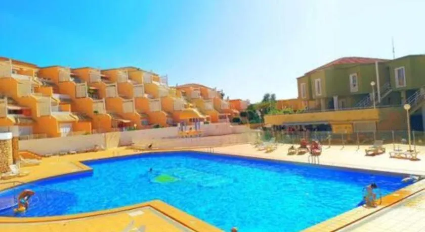 2 Bed Apartment close to the beach and Siam park - Image 1