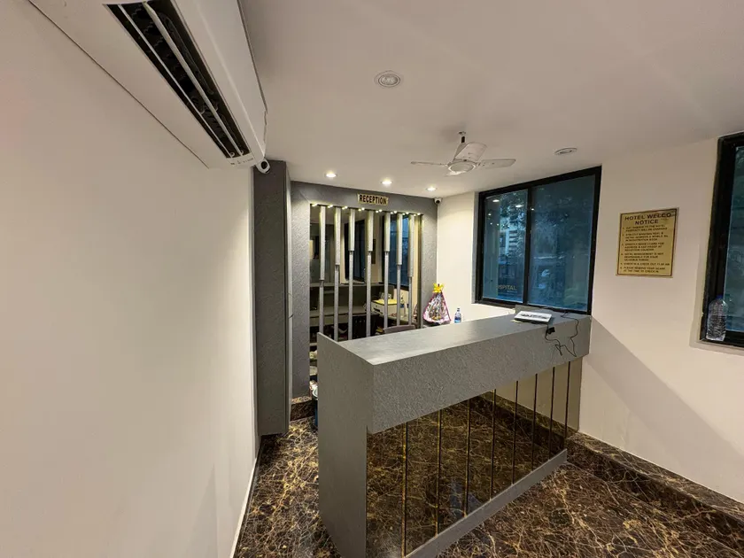 Hotel Welco - Image 1