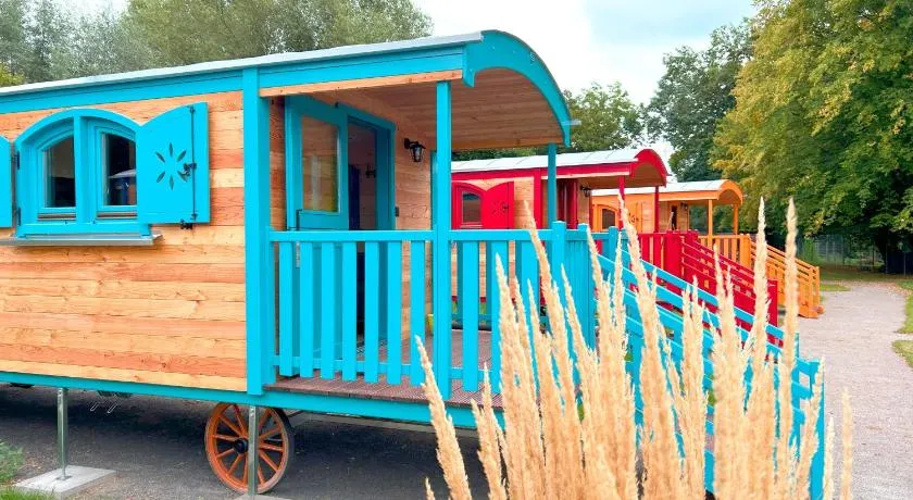 Ferienhauspark im Freibad Brauweg - Rolling Lodges - Image 1