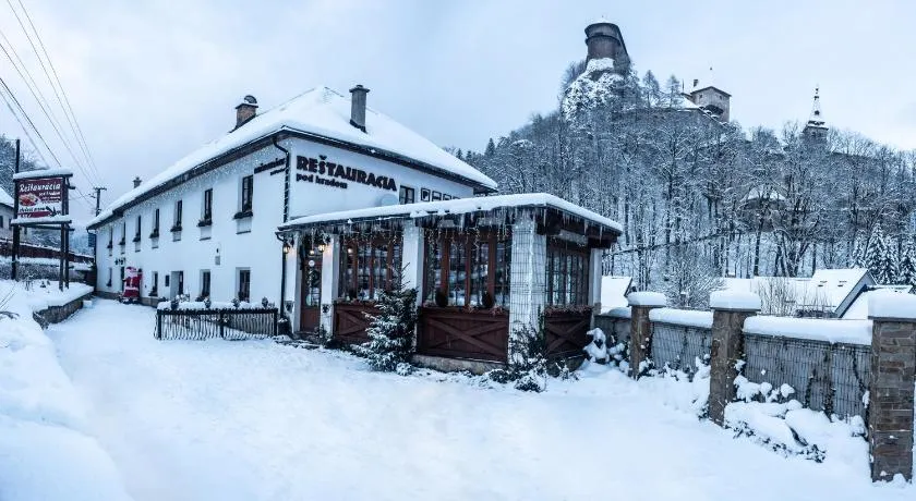 Apartmány pod Oravským hradom - Image 1