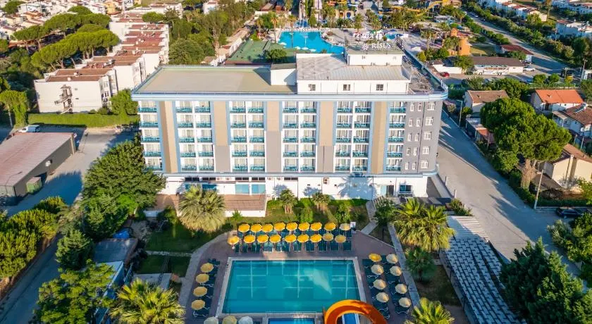 The Gap Hotel Kuşadası - Image 1